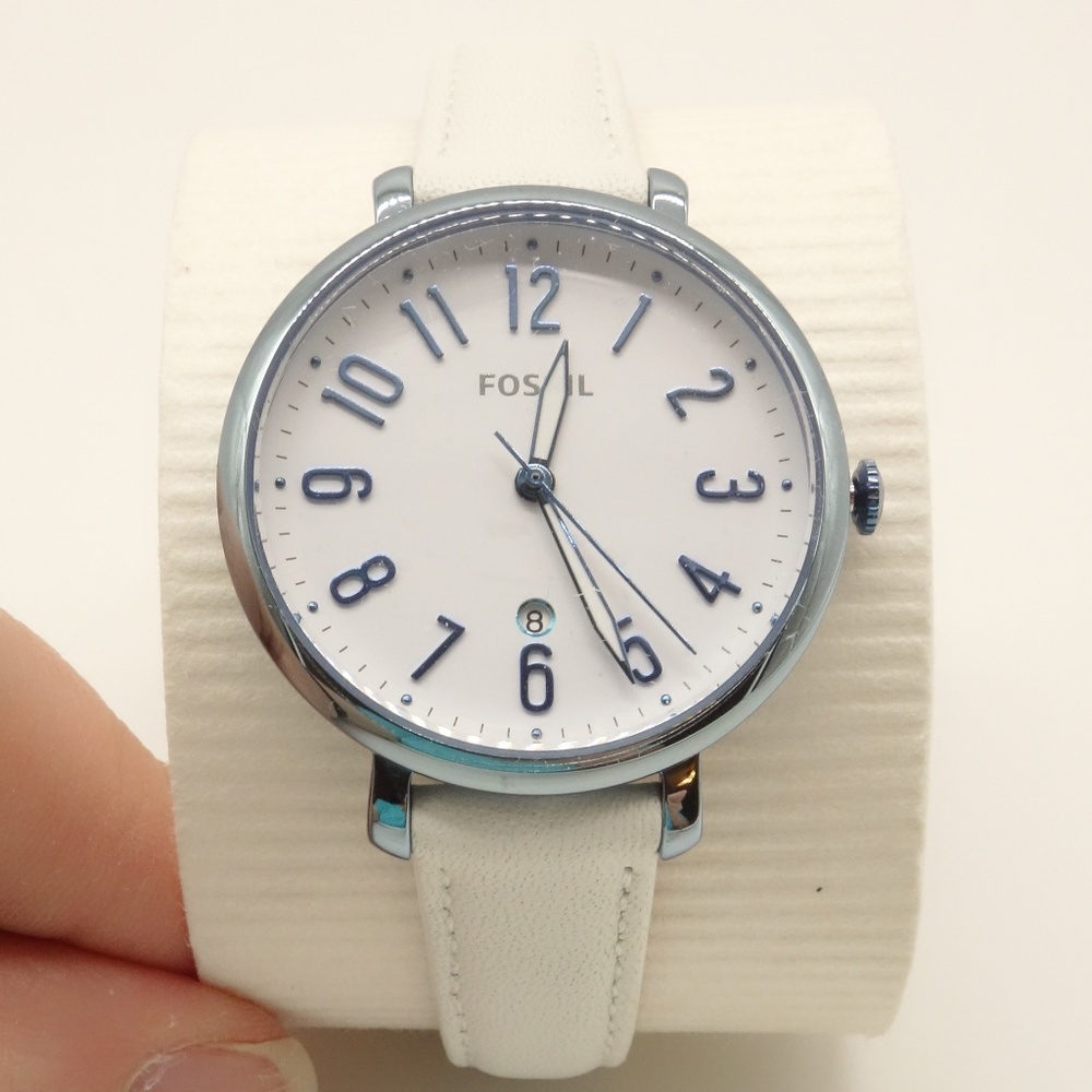 NWT FOSSIL Jacqueline Ice Blue White Leather Watch